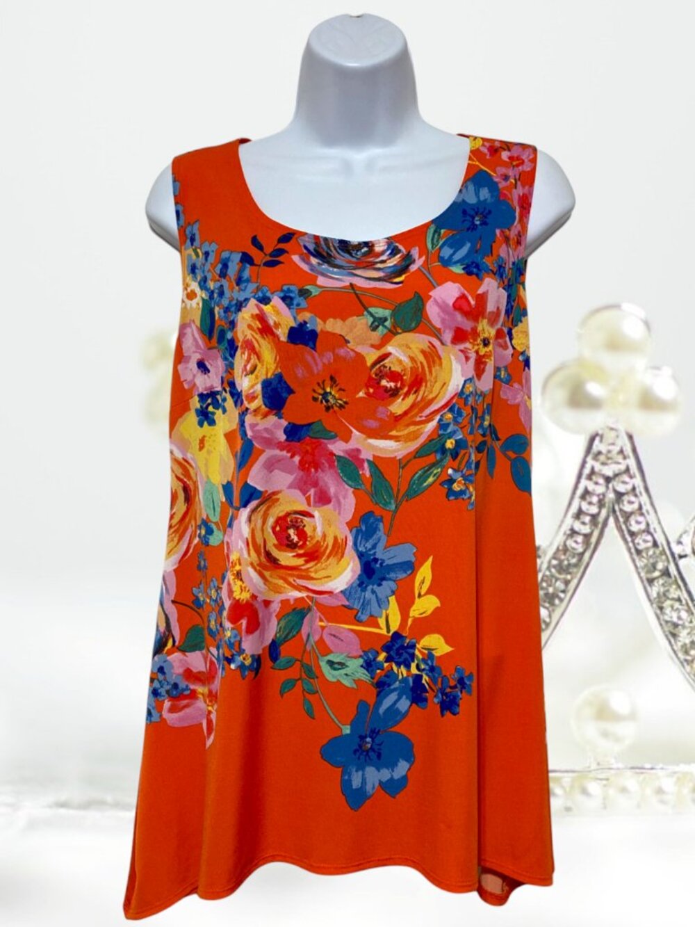 Roz & Ali-Women's Medium Sleeveless Pullover Top Multi-Color Floral Design